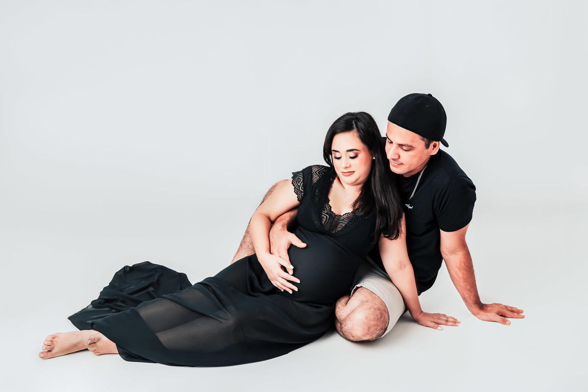 fotografia de grávida em estúdio