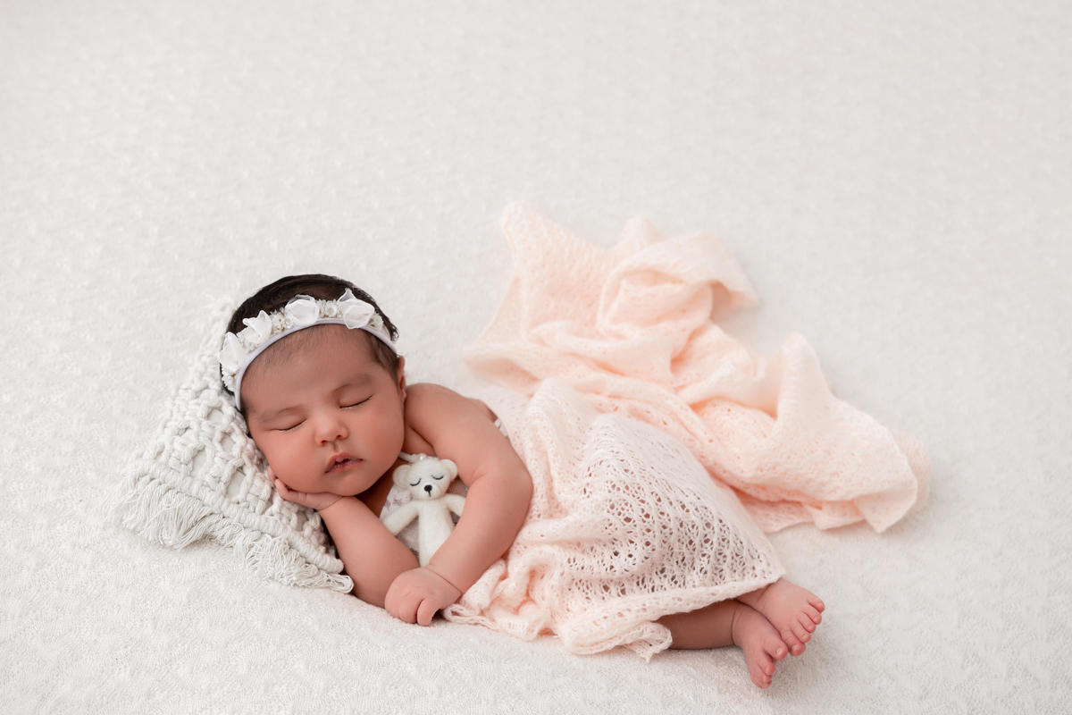 sessão de fotos com recém nascido