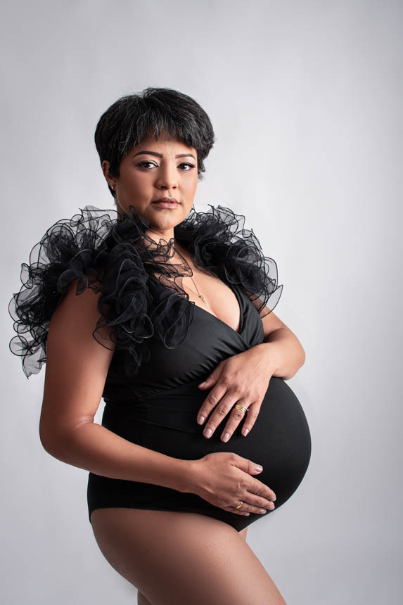 Ensaio gestante em estúdio