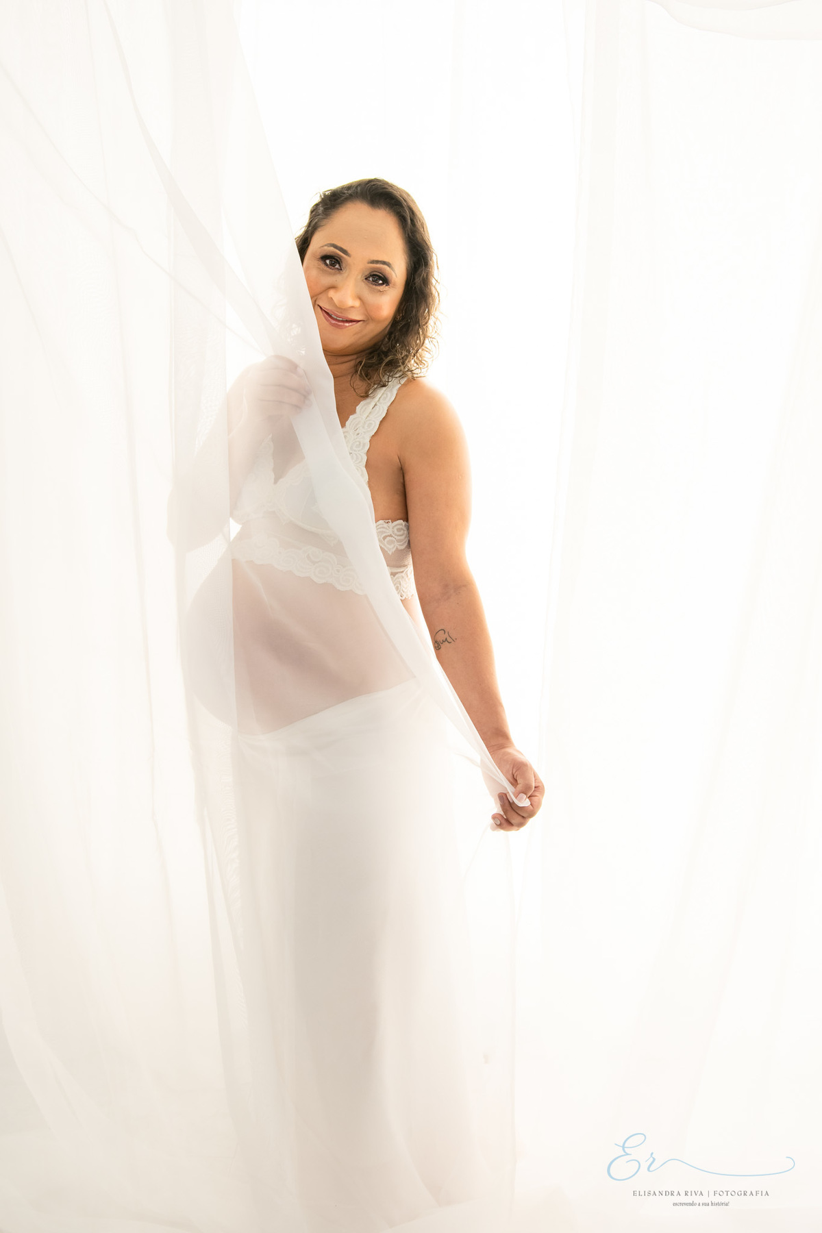 ensaio gestante em estudio