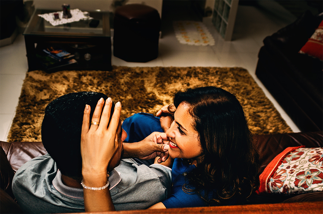 IMG-fotografia-de-ensaio-de-casal-em-casa.jpg