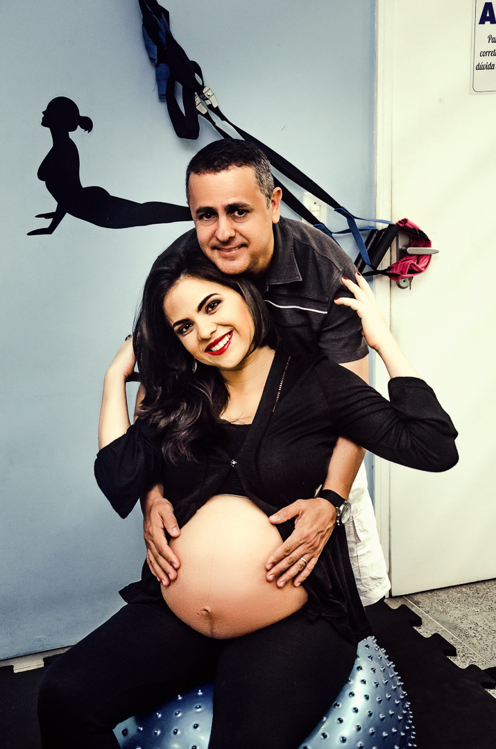 IMG-ensaio-interno-gestante.jpg