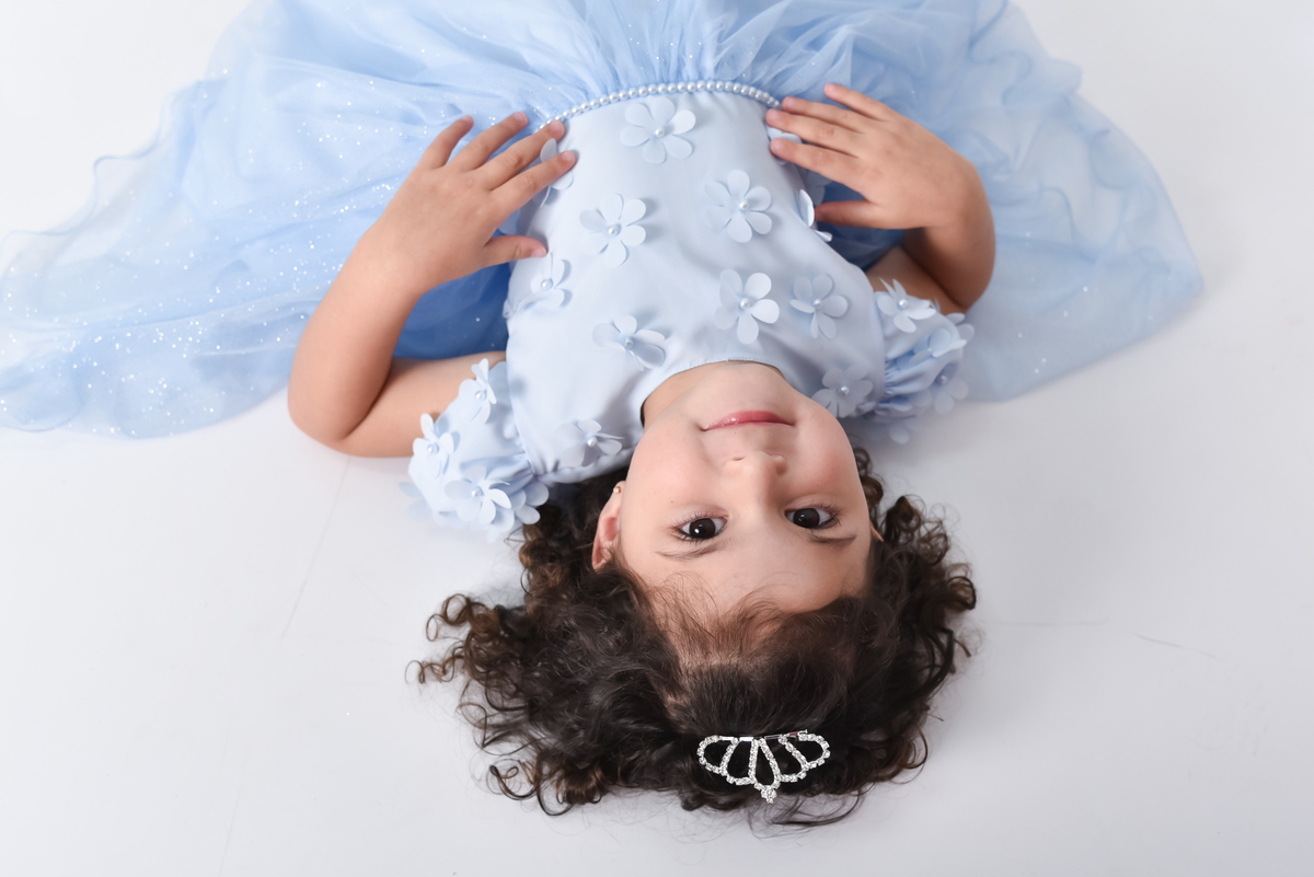 estudio-thais-castro-ensaio-infantil-cinderela-aniversario-santo-andre