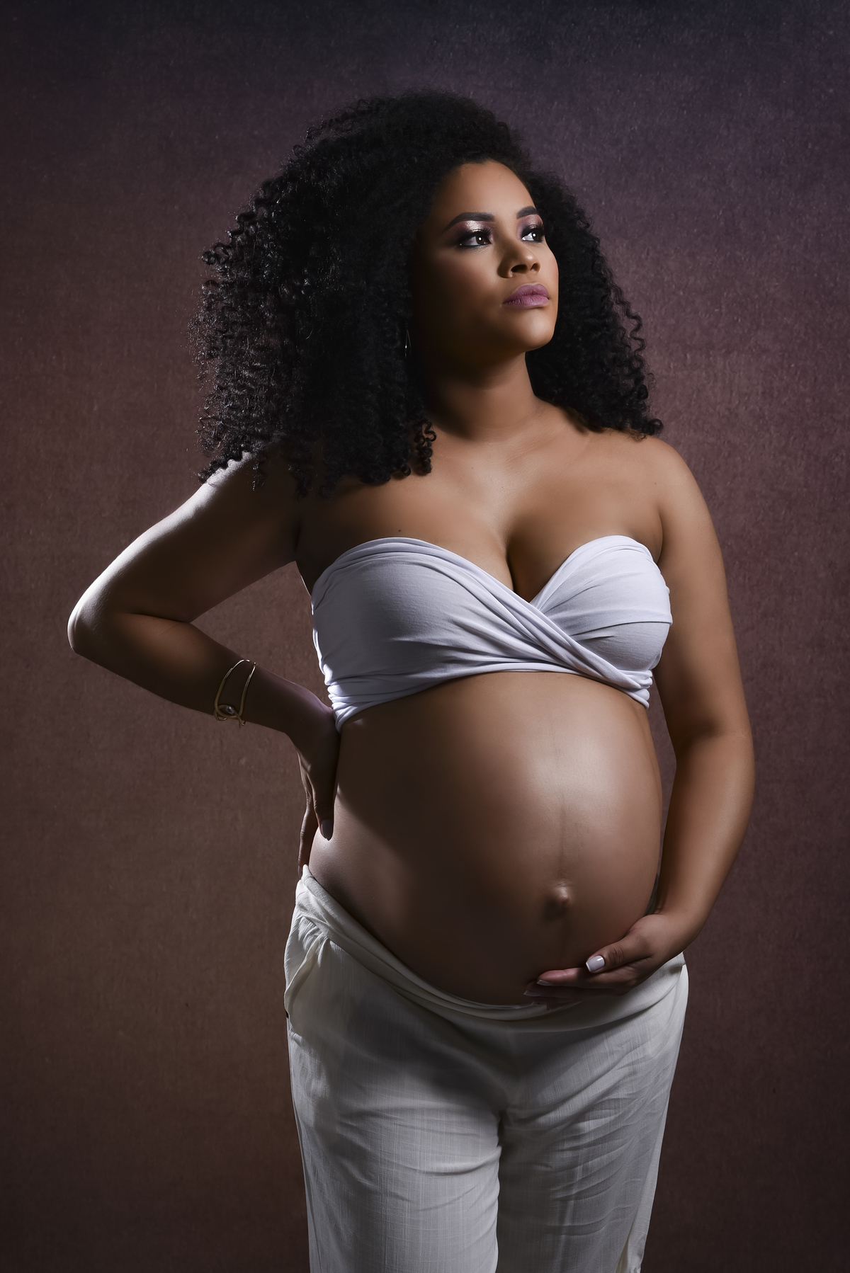 ensaio-gestante-luxo-gravida-preta-estudio-thais-castro-santo-andre