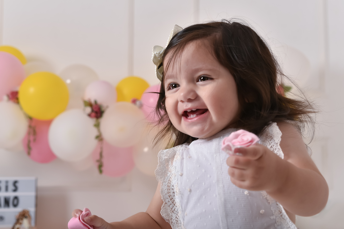 smash-the-cake-neutro-jardim-girafas-ensaio-estudio-santo-andre-thais-castro