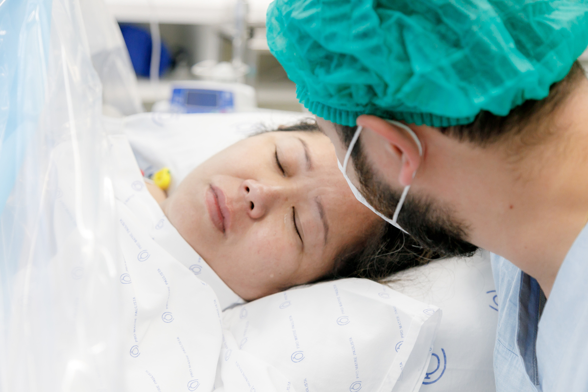 fotografia-de-parto-santo-andre-estudio-thais-castro-sçao-paulo-pro-matre