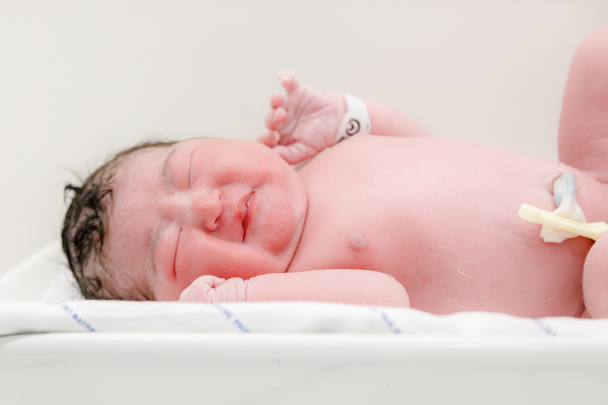 fotografia-de-parto-santo-andre-estudio-thais-castro-sçao-paulo-pro-matre