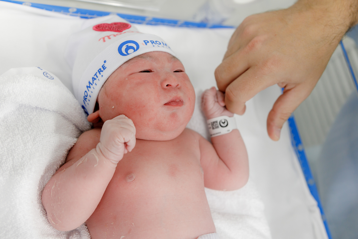 fotografia-de-parto-santo-andre-estudio-thais-castro-sçao-paulo-pro-matre