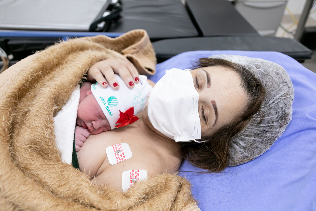 fotografia-de-parto-sao-paulo-estudio-thais-castro-sao-paulo-santa-joana