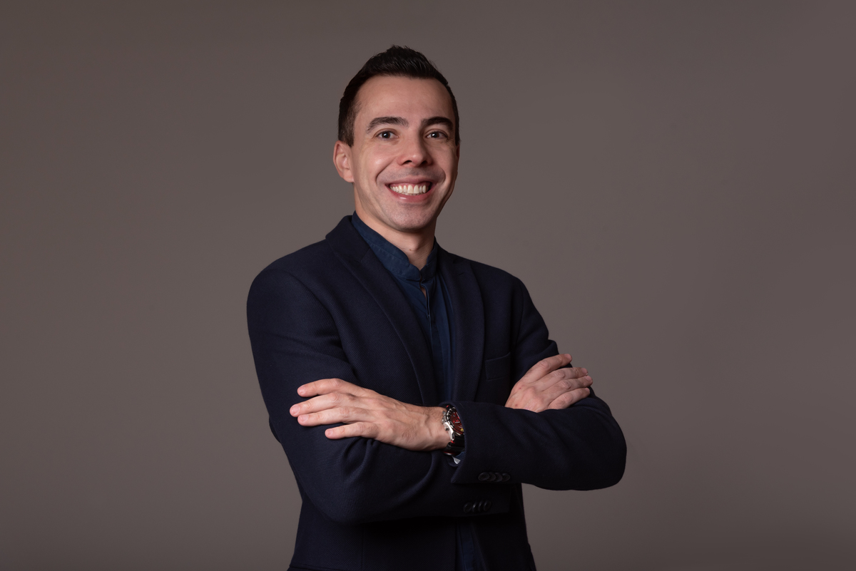 ensaio-corporativo-masculino-linkedin-estudio-thais-castro-santo-andre-são-paulo