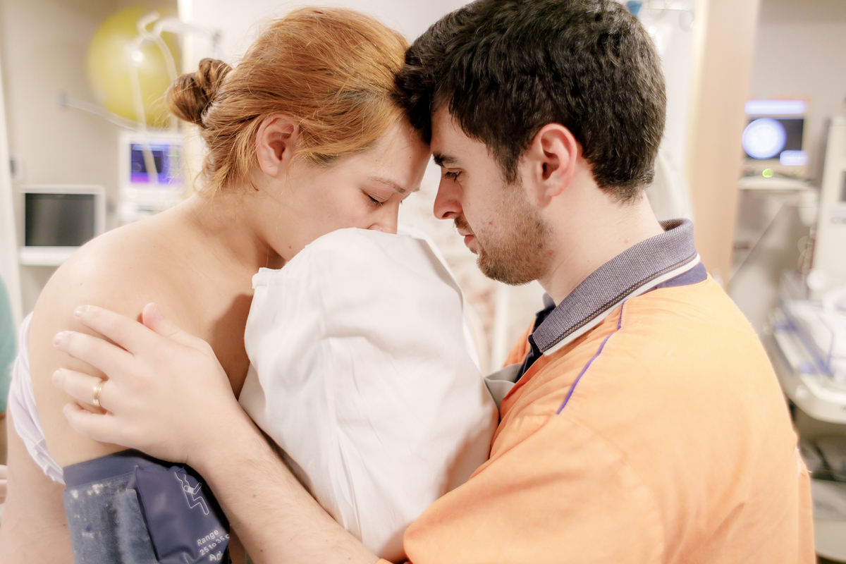 fotografia-de-parto-natural-normal-cesária-hospital-sao-luiz-hospital-brasil-santo-andre-estudio-thais-castro