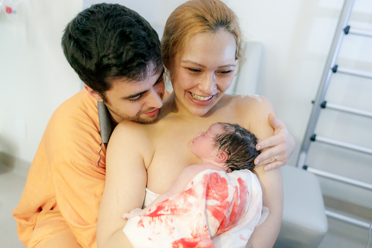 fotografia-de-parto-natural-normal-cesária-hospital-sao-luiz-hospital-brasil-santo-andre-estudio-thais-castro