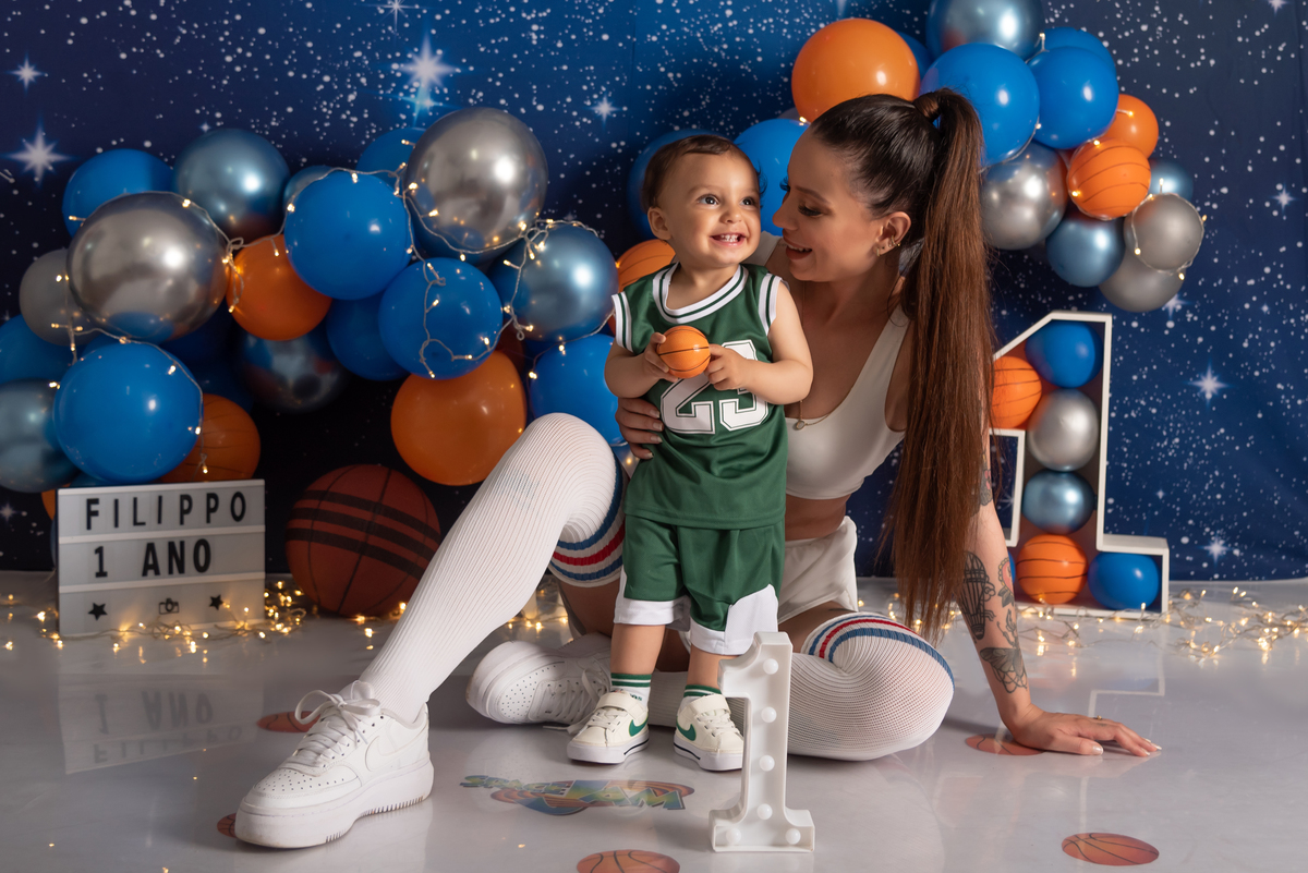 smash-the-cake-basquete-santo-andre-estudio-thais-castro-space-jam