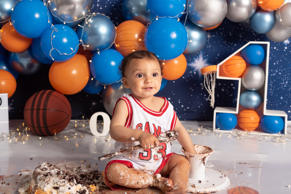 smash-the-cake-basquete-santo-andre-estudio-thais-castro-space-jam