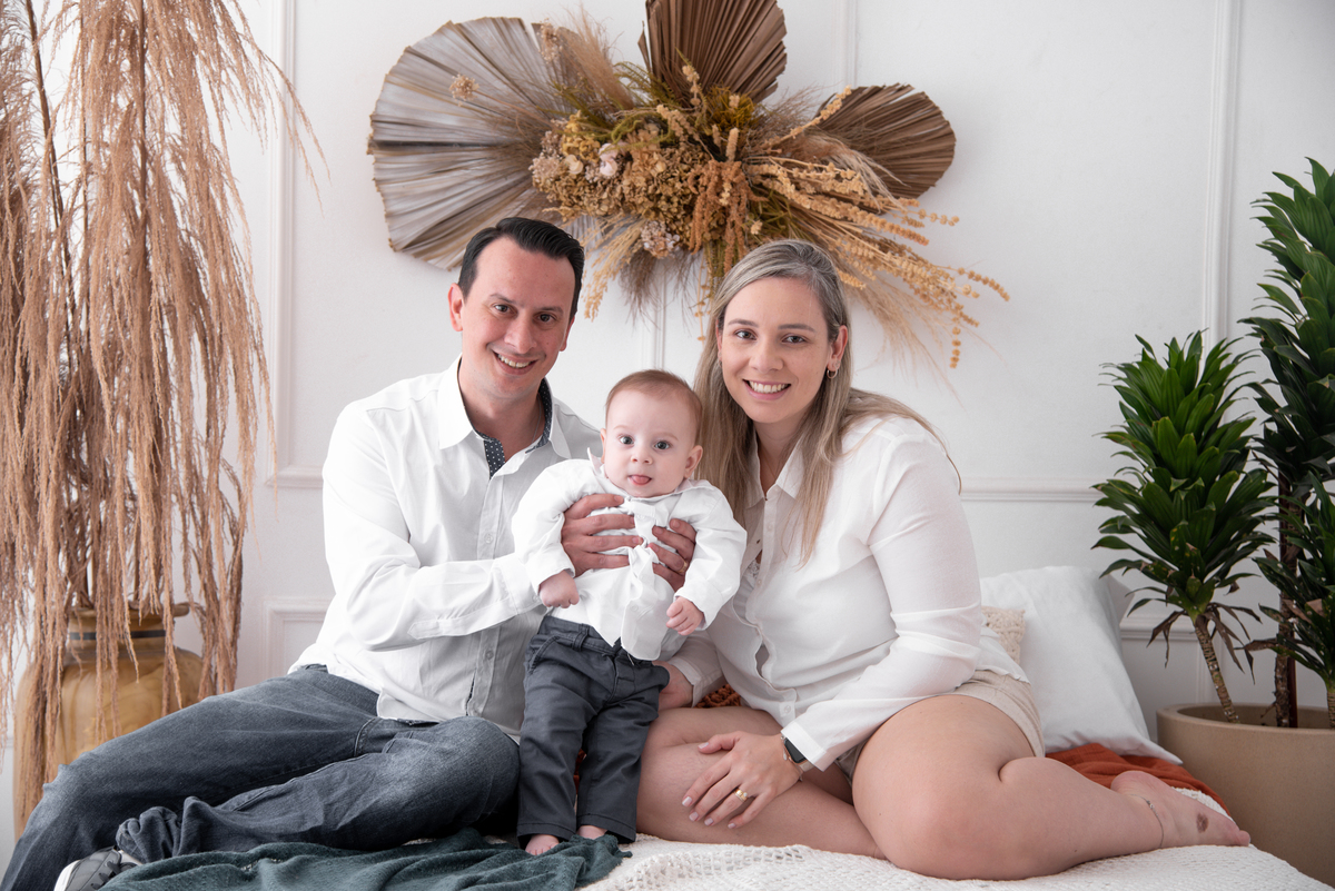 ensaio-familia-menino-estudio-thais-castro-santo-andre-abc-quarto-boho
