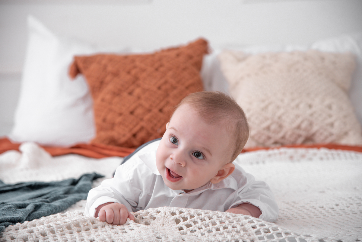 ensaio-familia-menino-estudio-thais-castro-santo-andre-abc-quarto-boho