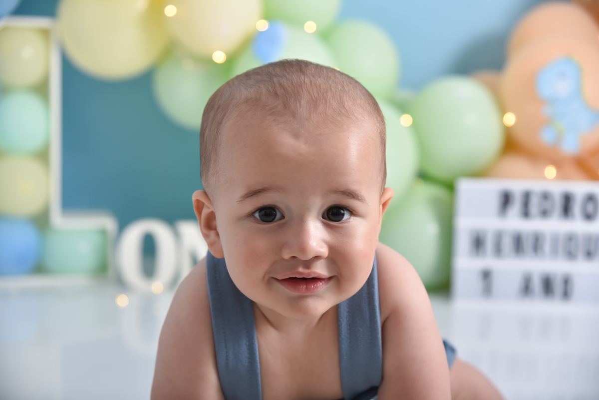 smash-the-cake-estudio-thais-castro-cenario-neutro-dinossauros-santo-andre