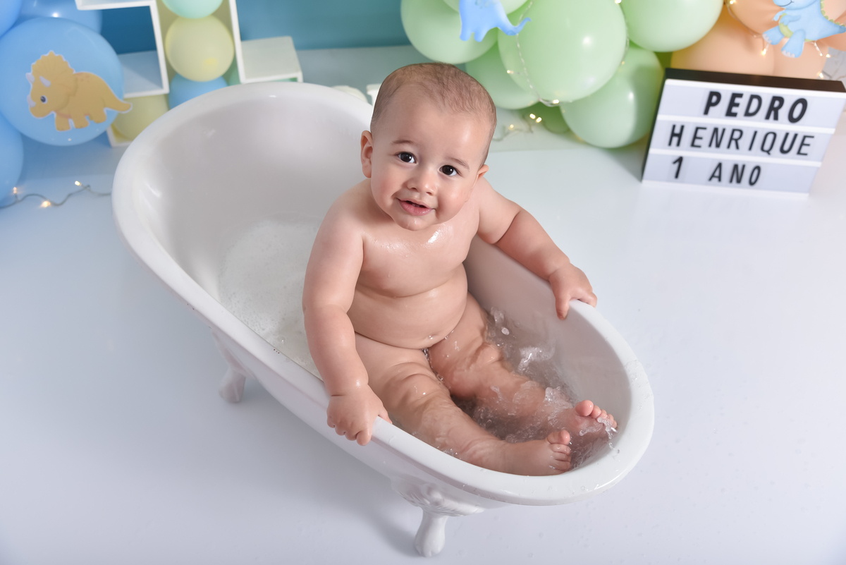 smash-the-cake-estudio-thais-castro-cenario-neutro-dinossauros-santo-andre