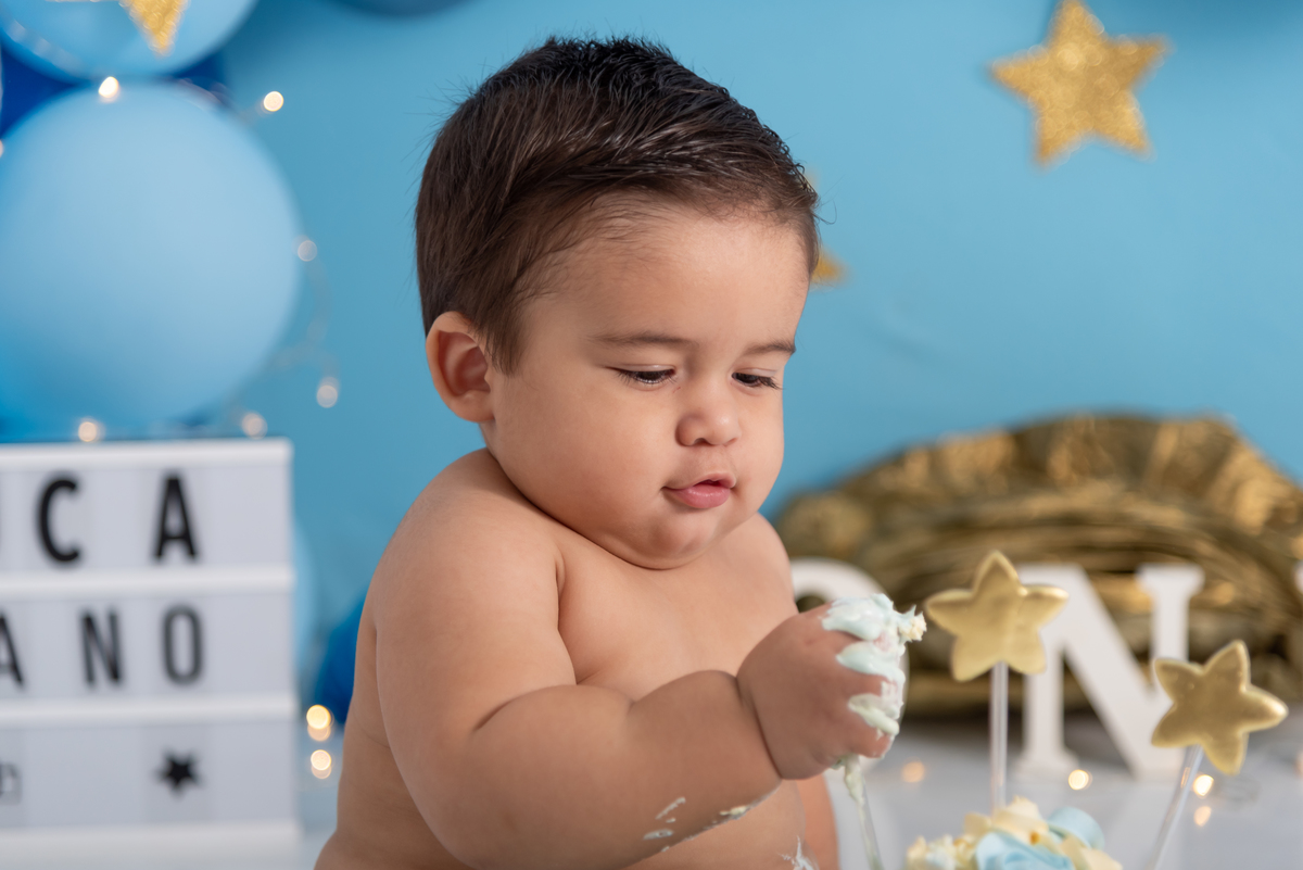 smash-the-cake-menino-azul-neutro-santo-andre-estudio-thais-castro