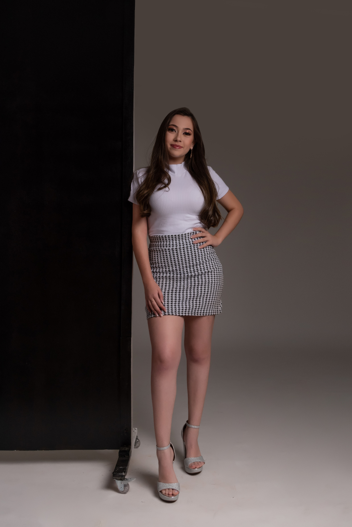 ensaio-debutante-15-anos-personalizado-estudio-thais-castro