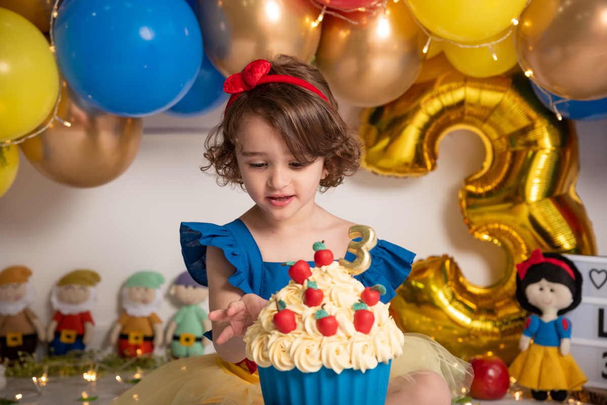 smash-the-cake-branca-de-neve-estudio-thais-castro-santo-andre-são-paulo