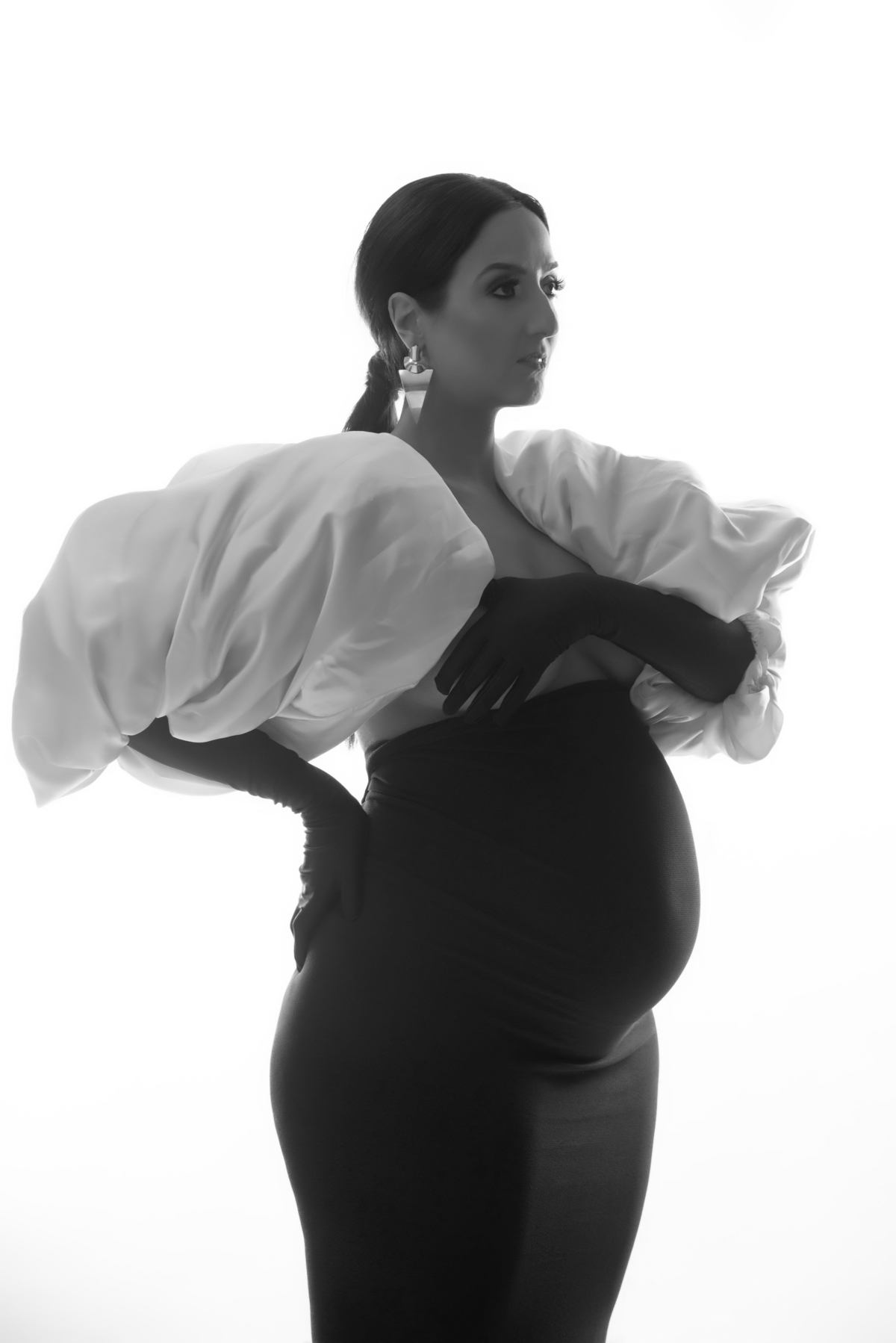 ensaio-gestante-luxo-fashion-estudio-thais-castro-sao-paulo-casal-maloka