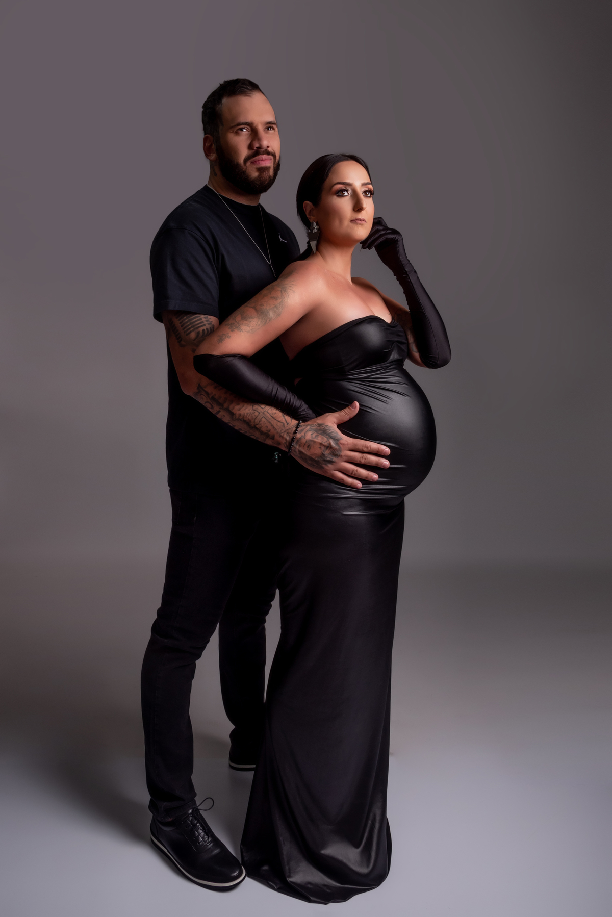 ensaio-gestante-luxo-fashion-estudio-thais-castro-sao-paulo-casal-maloka