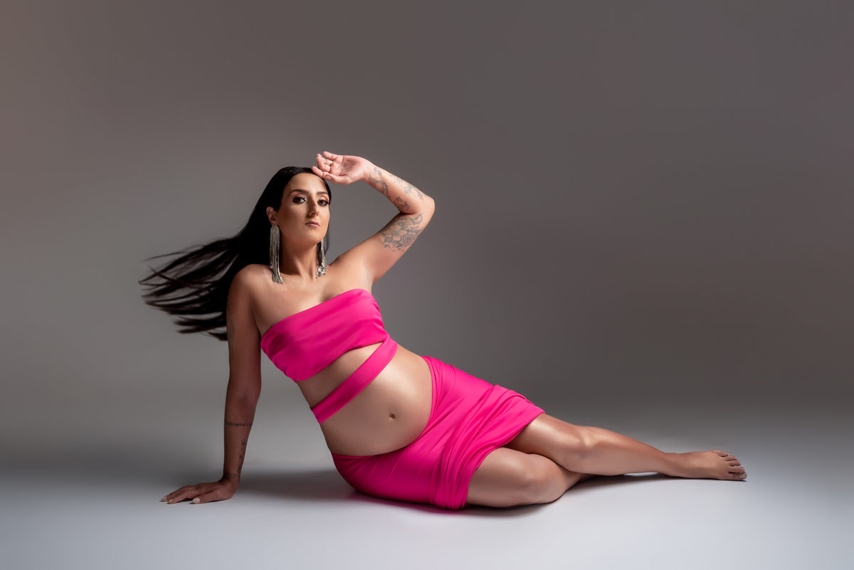 ensaio-gestante-luxo-fashion-estudio-thais-castro-sao-paulo-casal-maloka