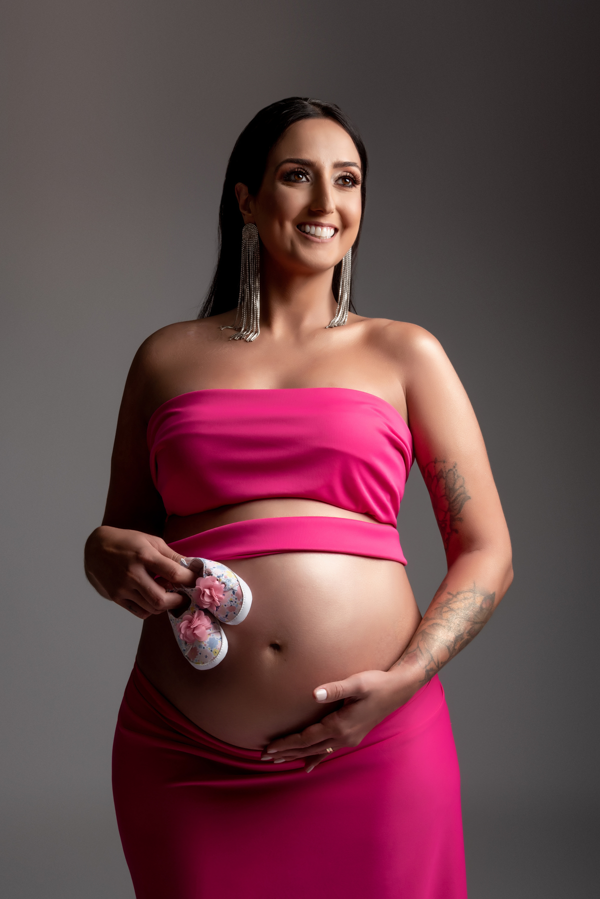 ensaio-gestante-luxo-fashion-estudio-thais-castro-sao-paulo-casal-maloka