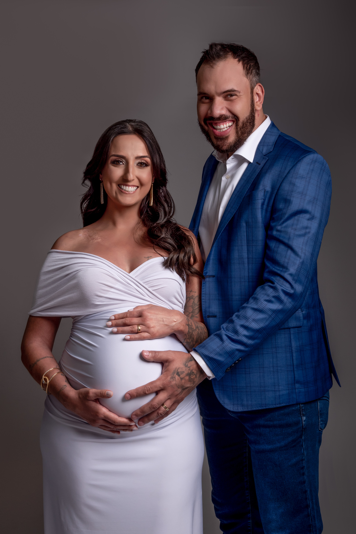 ensaio-gestante-luxo-fashion-estudio-thais-castro-sao-paulo-casal-maloka