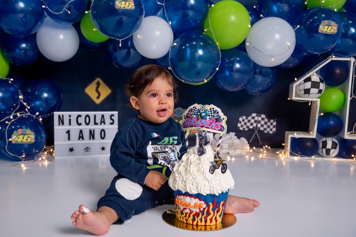 smash-the-cake-motos-menino-estudio-santo-andre-thais-castro-luxo-primeiro-aninho