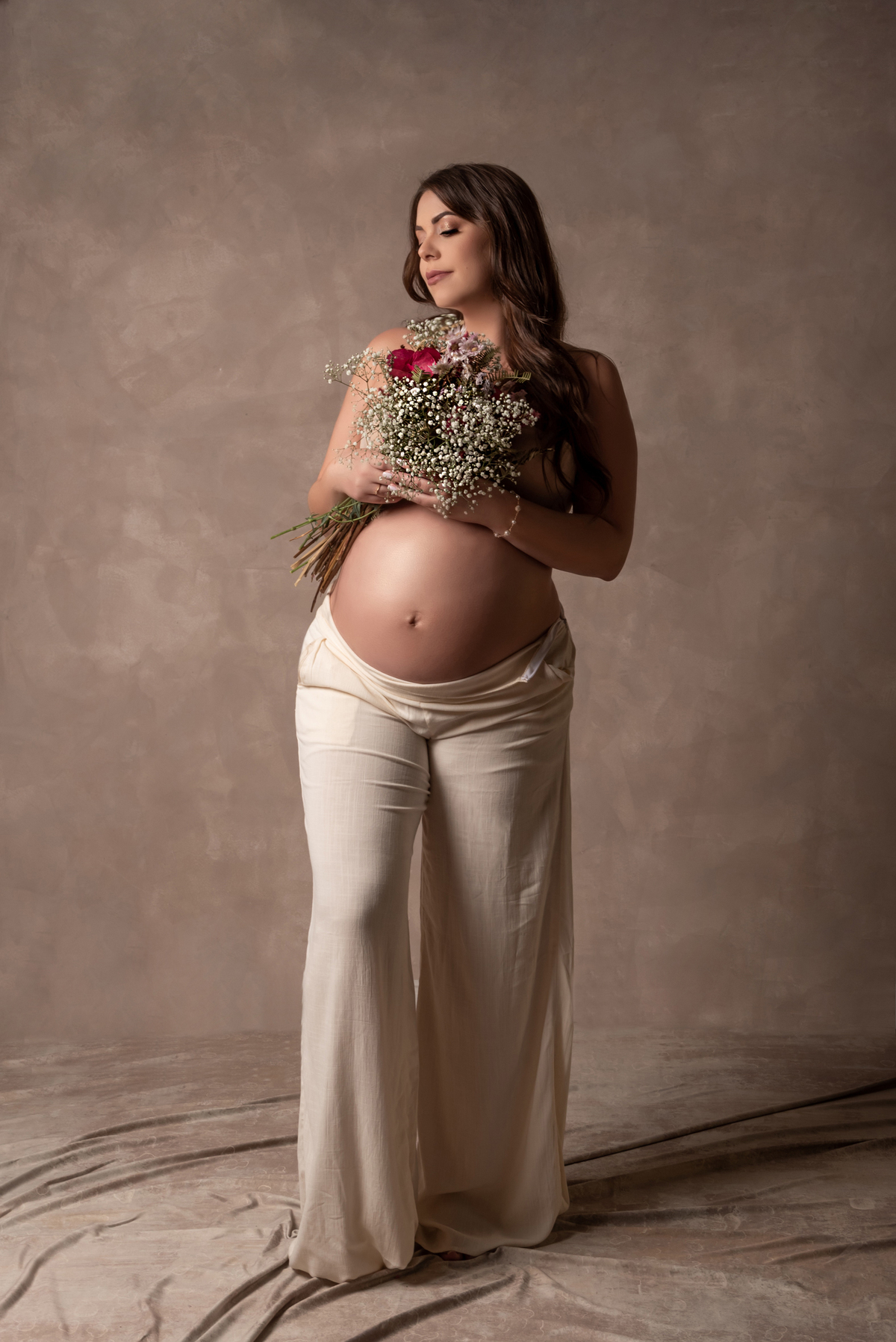 ensaio-gestante-luxo-fashion-estudio-thais-castro-sao-paulo-santo-andre