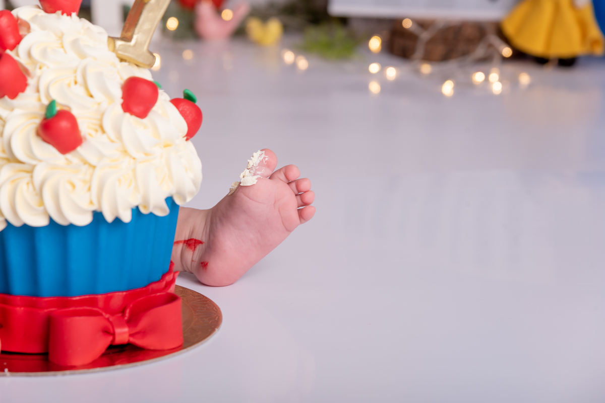 ensaio-smash-the-cake-disney-branca-de-neve-estudio-thais-castro-santo-andre