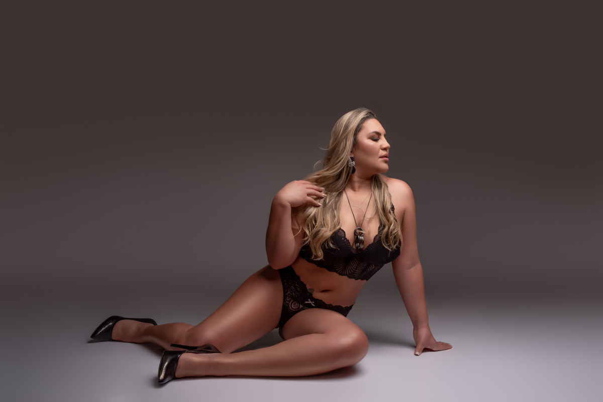 ensaio-aniversario-comemorativo-feminino-sensual-estudio-thais-castro-santo-andre