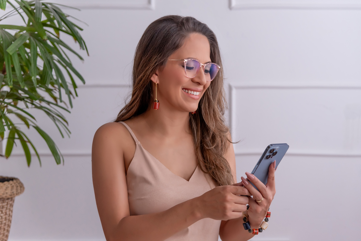 ensaio-corporativo-empresária-profissional-marketing-estudio-thais-castro