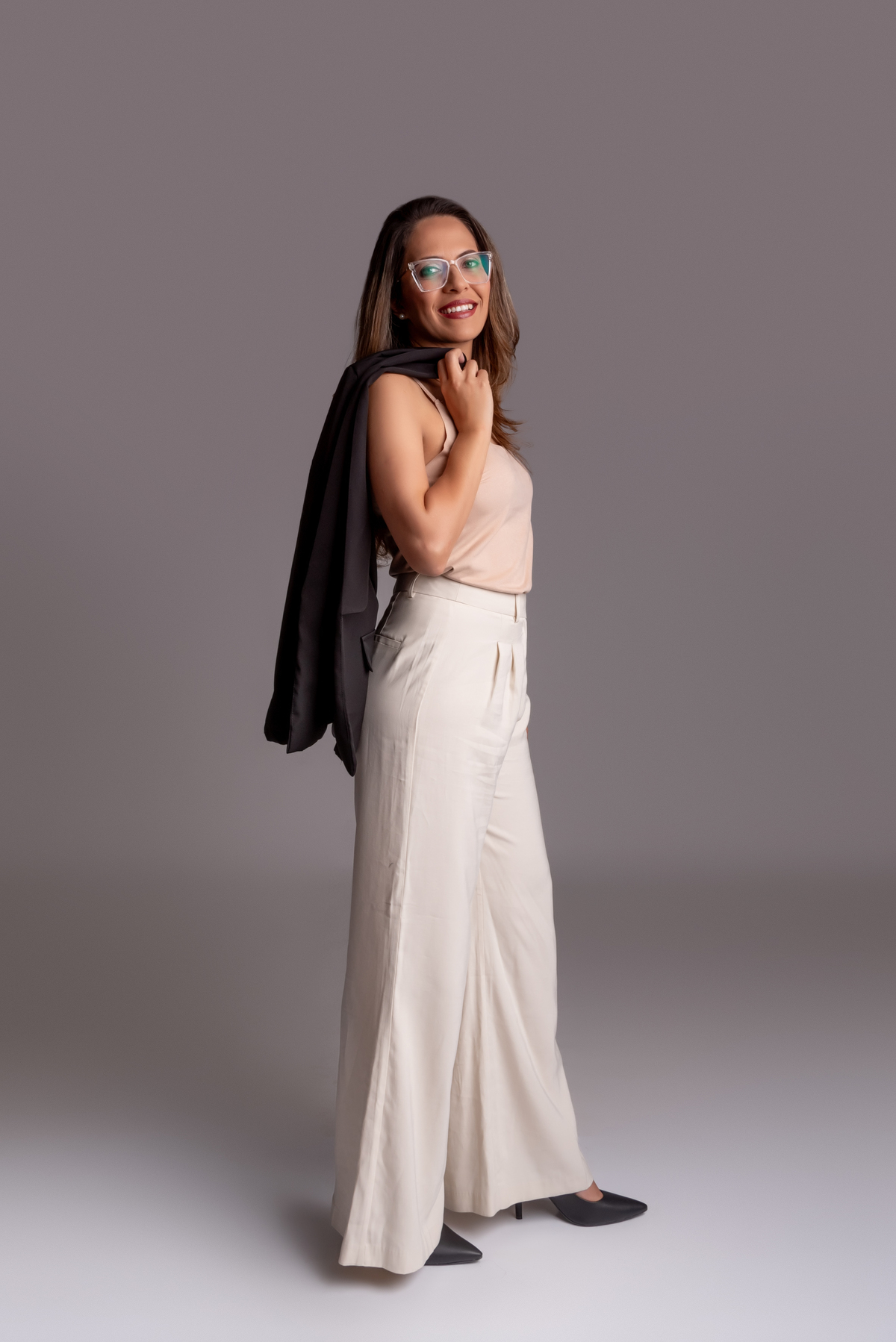 ensaio-corporativo-empresária-profissional-marketing-estudio-thais-castro