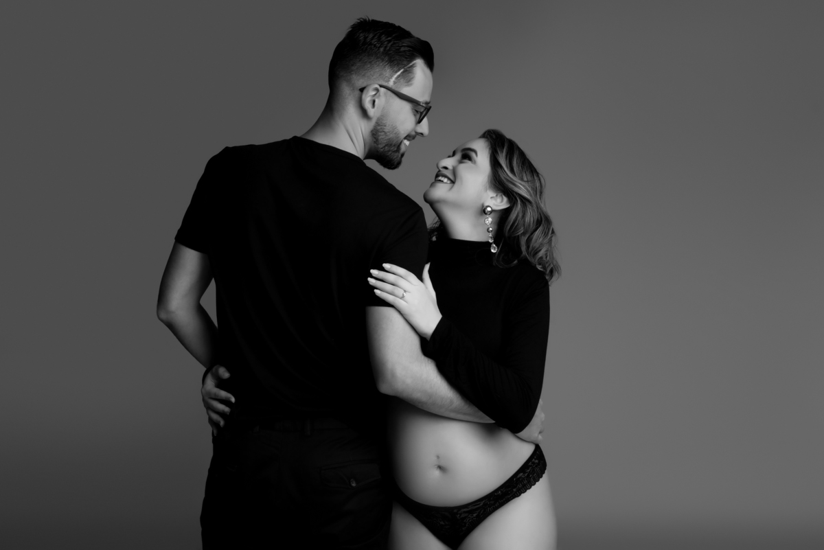 estudio-thais-castro-ensaio-gestante-fashion-luxo-pets-santo-andre-sao-paulo-ensaio-banheira