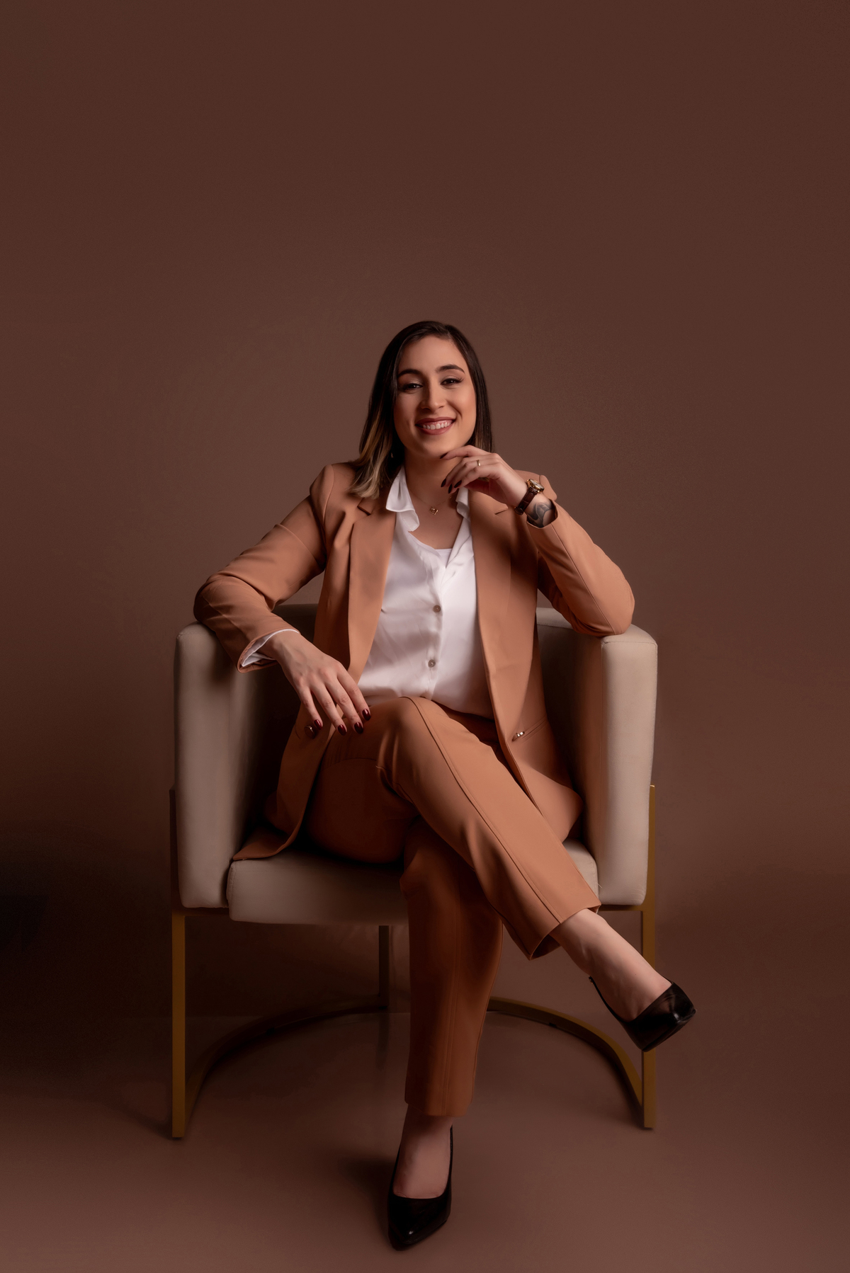 ensaio-corporativo-profissional-consultora-financeira-linkedin-administrativo-estudio-thais-castro