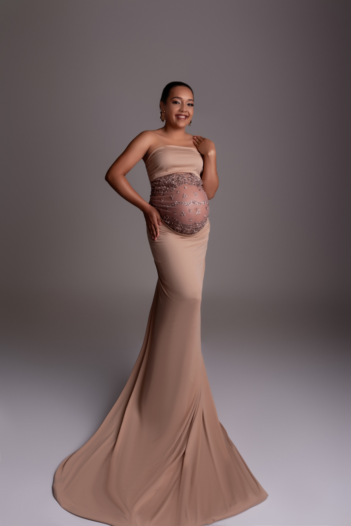 ensaio-gestante-luxo-fashion-estudio-thais-castro-sao-paulo-santo-andre