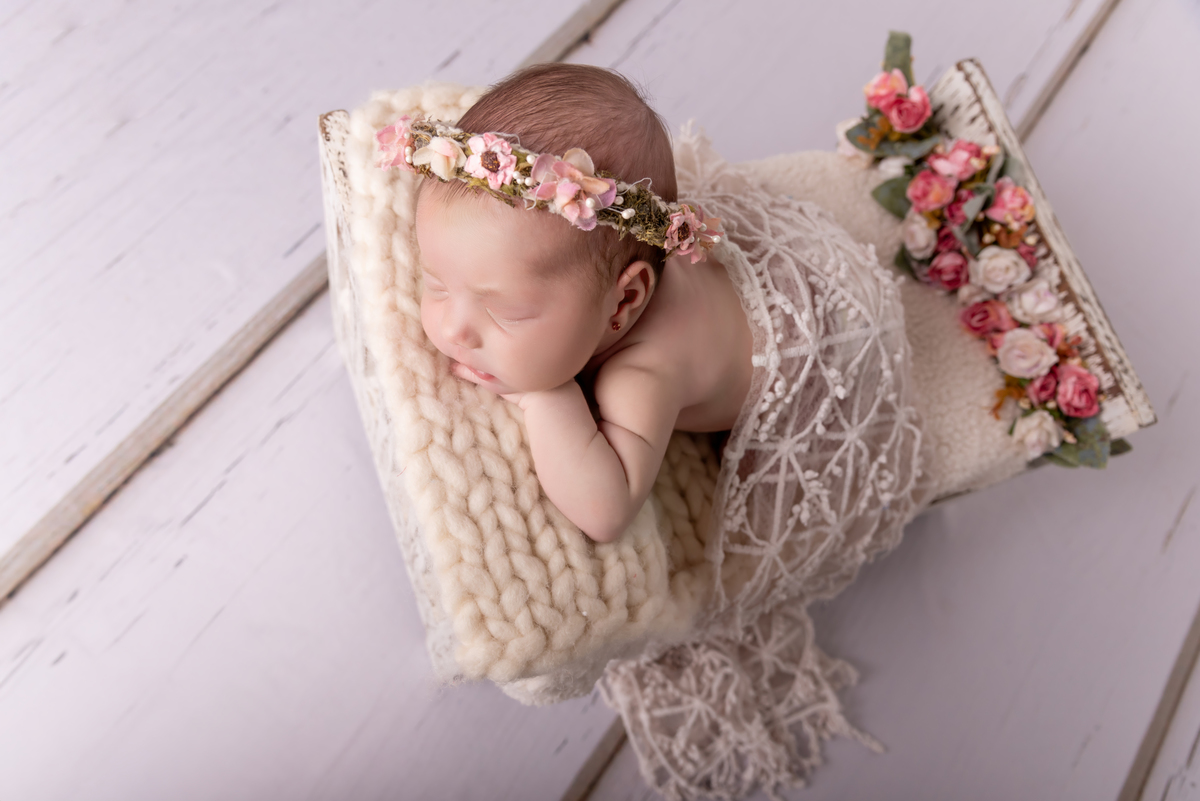 ensaio-newborn-luxo-fashion-estudio-thais-castro-sao-paulo-santo-andre