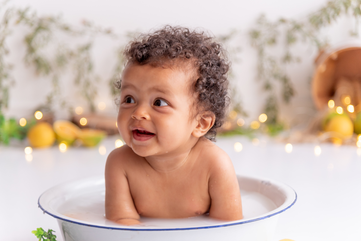 ensaio-bebe-acompanhamento-splash-milkbath-frutas-estudio-santo-andre-thais-castro