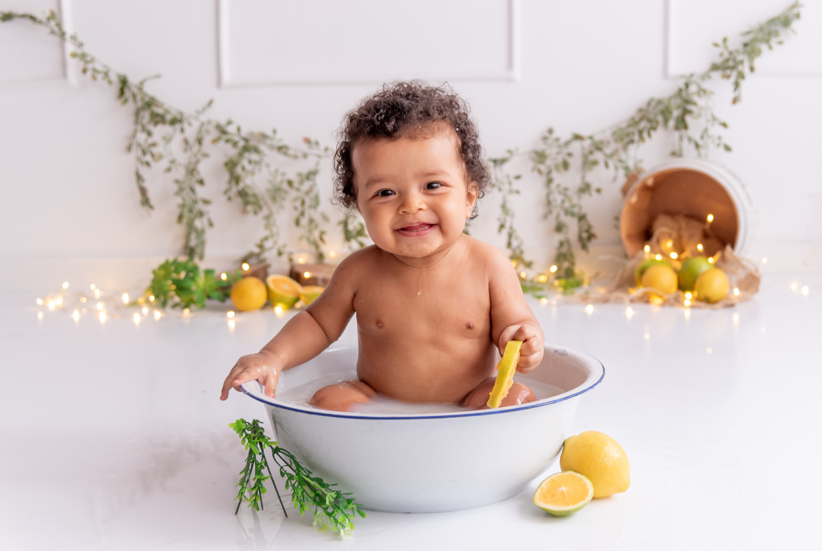 ensaio-bebe-acompanhamento-splash-milkbath-frutas-estudio-santo-andre-thais-castro
