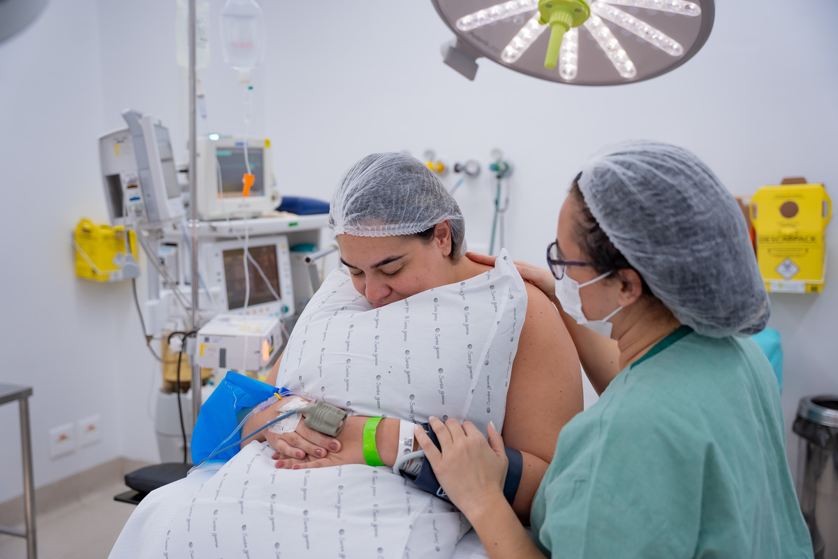 parto-bebe-nascimento-maternidade-santa-joana-cesaria-estudio-santo-andre-thais-castro