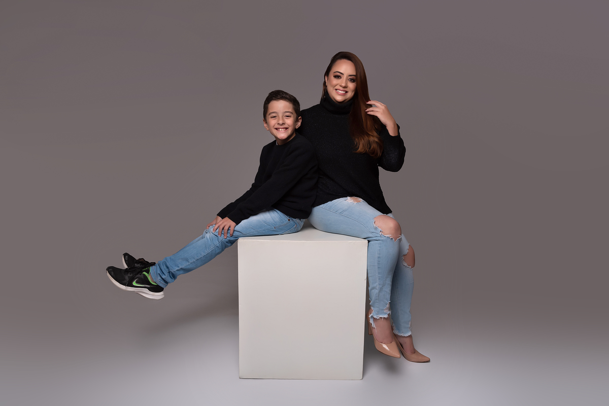 ensaio-familia-mae-filho-estudio-thais-castro-santo-andre-sao-paulo