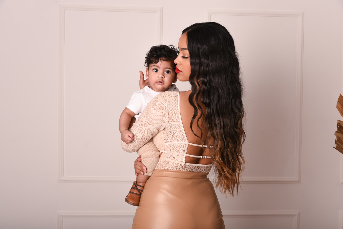 ensaio-familia-mae-filho-estudio-thais-castro-santo-andre-sao-paulo