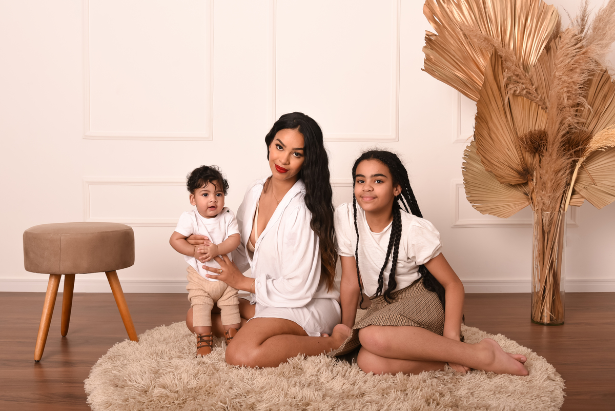 ensaio-familia-mae-filho-estudio-thais-castro-santo-andre-sao-paulo