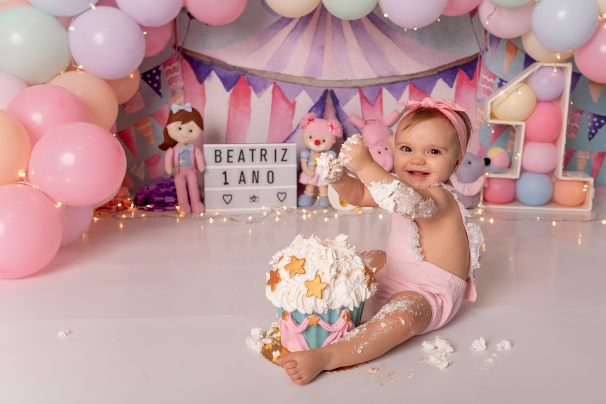 ensaio-smash-the-cake-primeiro-aninho-circo-rosa-candy-estudio-thais-castro-santo-andre