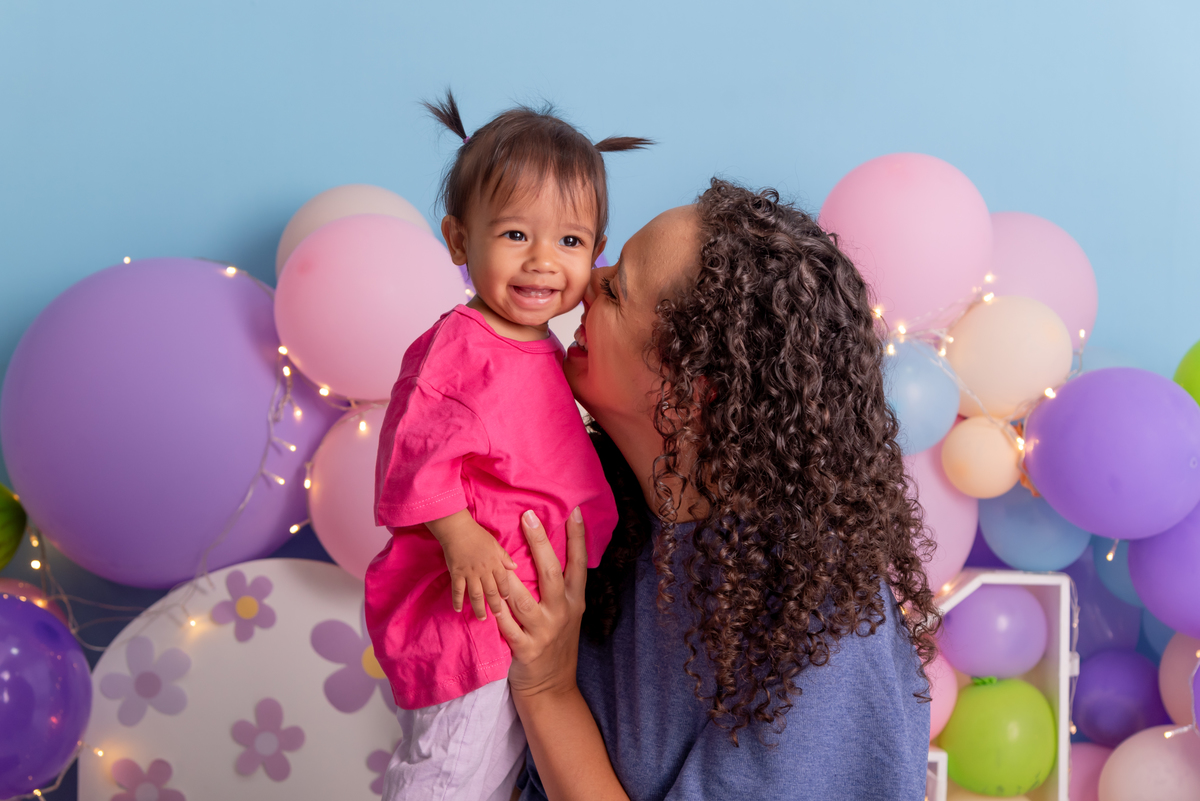 ensaio-bebe-smash-the-cake-disney-monstros-sa-banheira-santo-andre-sao-paulo-estudio-thais-castro