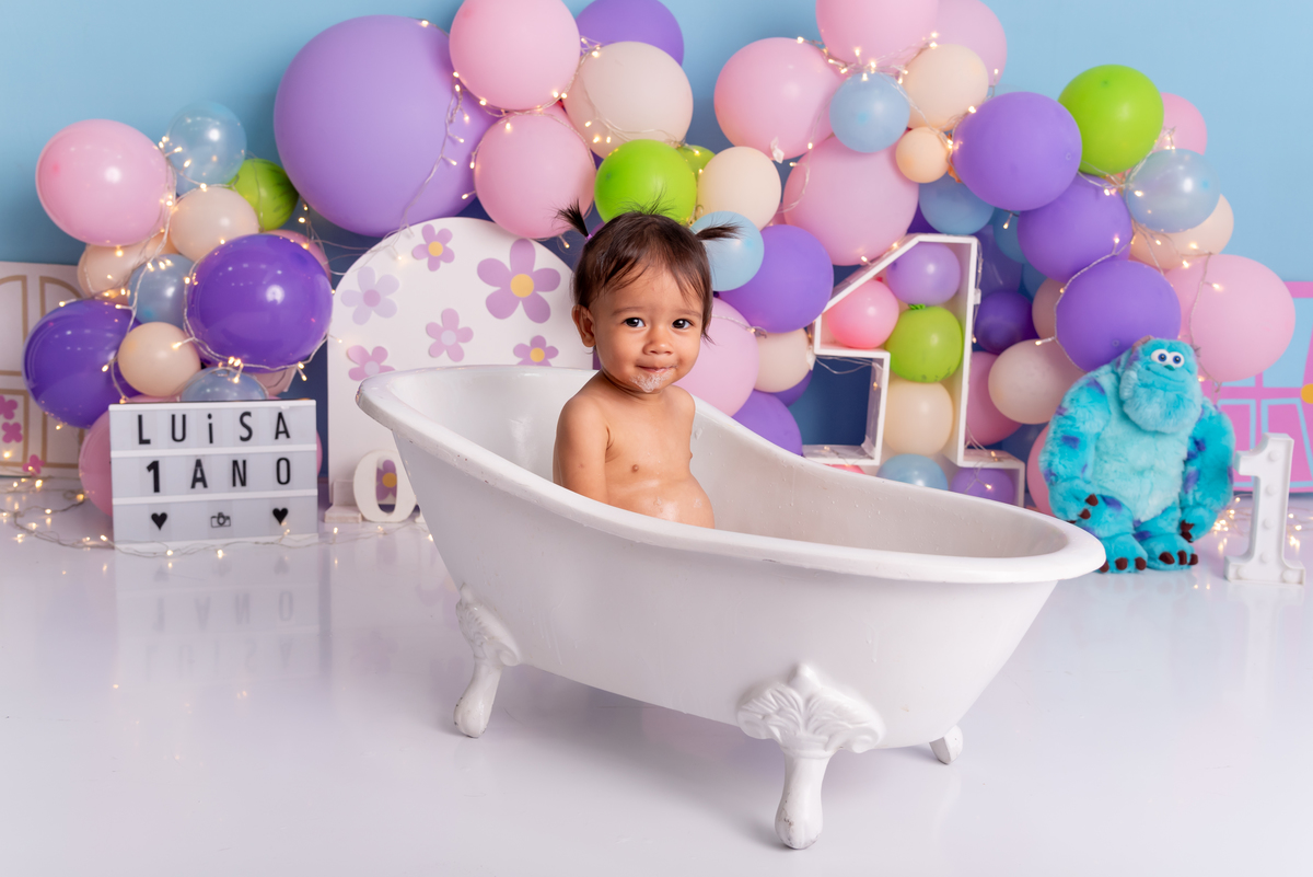 ensaio-bebe-smash-the-cake-disney-monstros-sa-banheira-santo-andre-sao-paulo-estudio-thais-castro