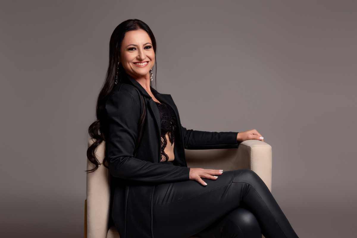 ensaio-feminino-aniversario-40-anos-fashion-estudio-thais-castro-santo-andre-são-paulo